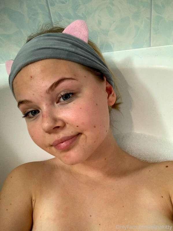 I want something new in the bathroom 😋😊