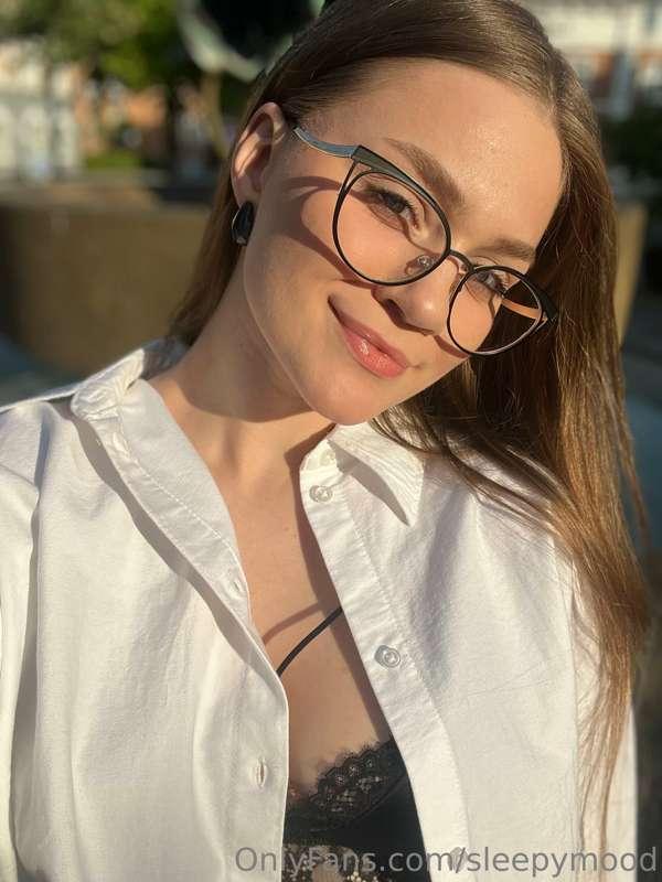 Let’s drink some wine and have emotional conversation