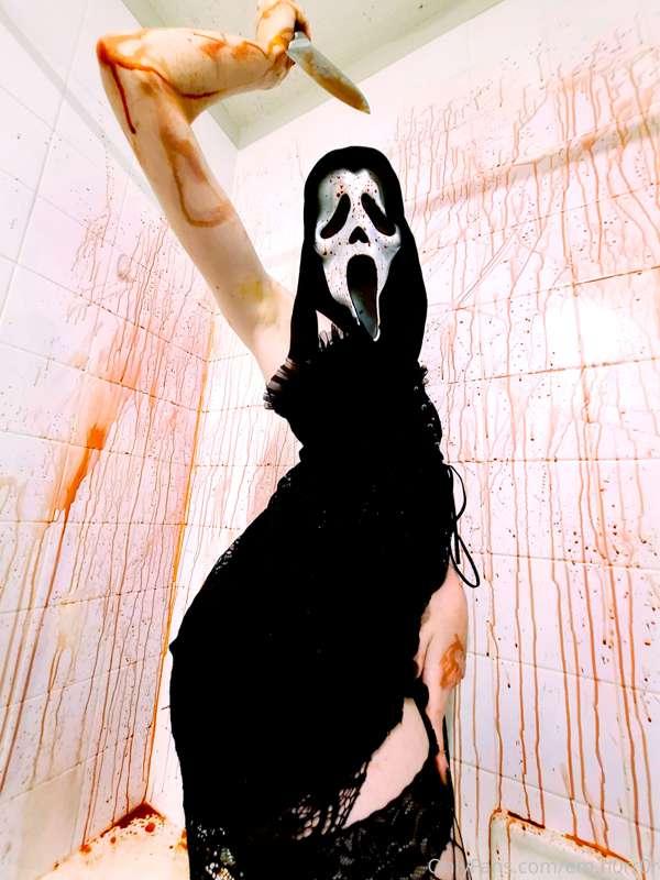 you: hey❤
me: wyfsm 🔪🔪