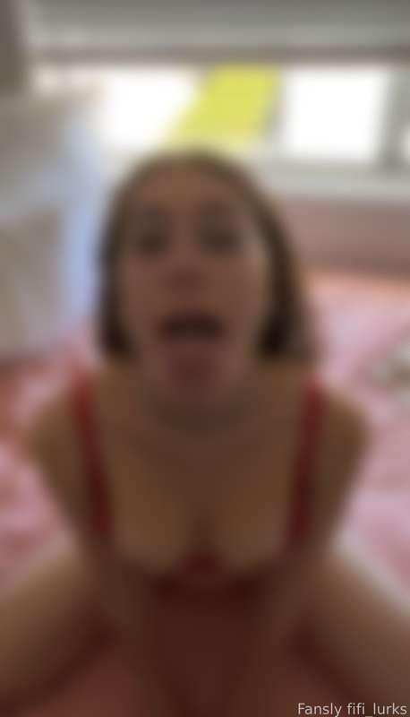 fifi_lurks image #0
