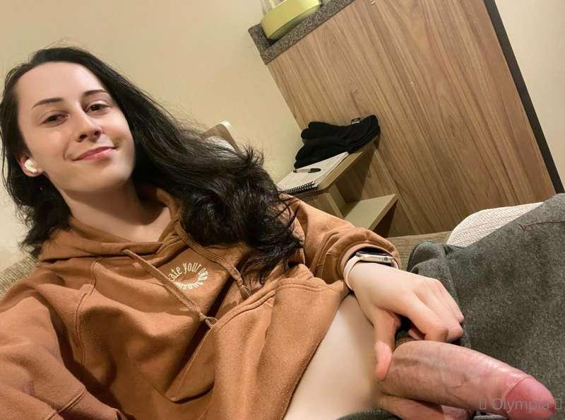do I look good naked? 🥺