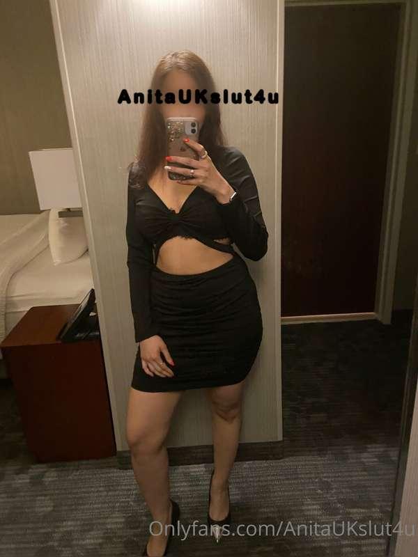 What do you think of my date night outfit? 🖤😉💋😈💦🐃😜