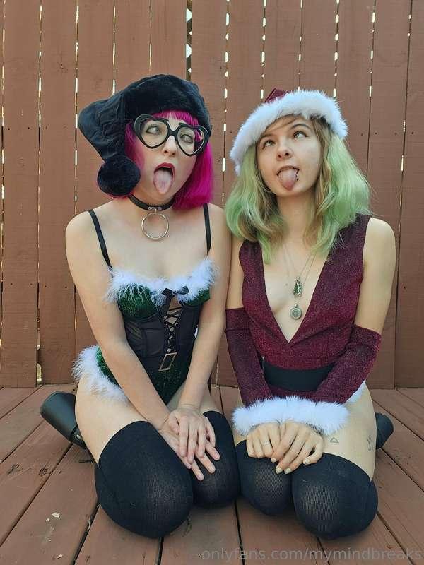 Should @nami3neko and I do more ahegao together? 🤪