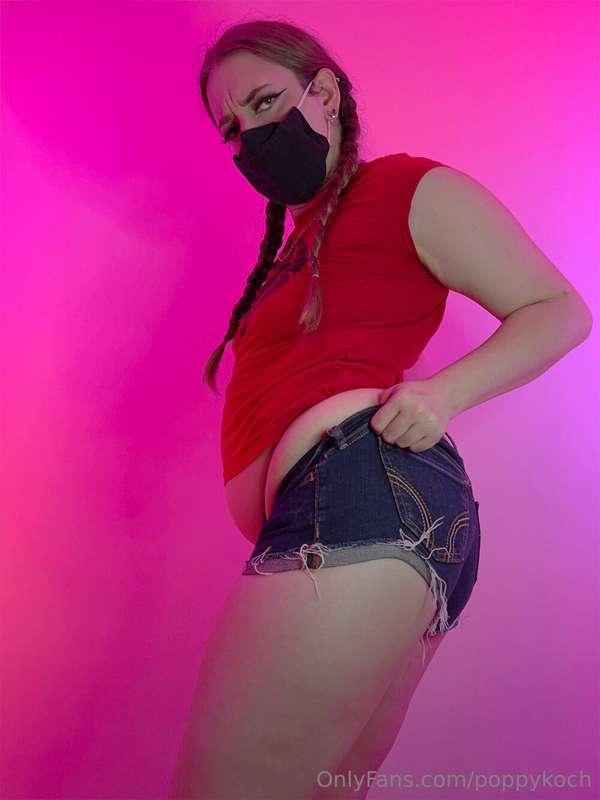 Happy midweek, lovelies <3 This full photoset is going out t..