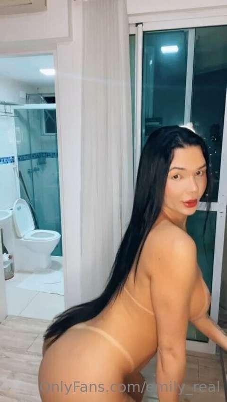 Hi baby ❣️🔥🚨

We can play now baby 😈😈😈 I'm touching my cock,..