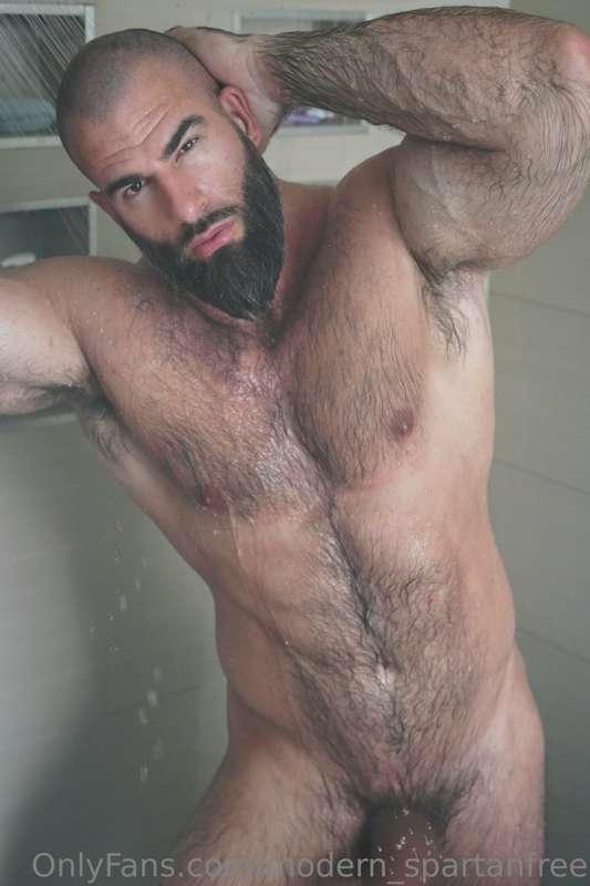 Care to join?😏💦 —> @modern_spartan