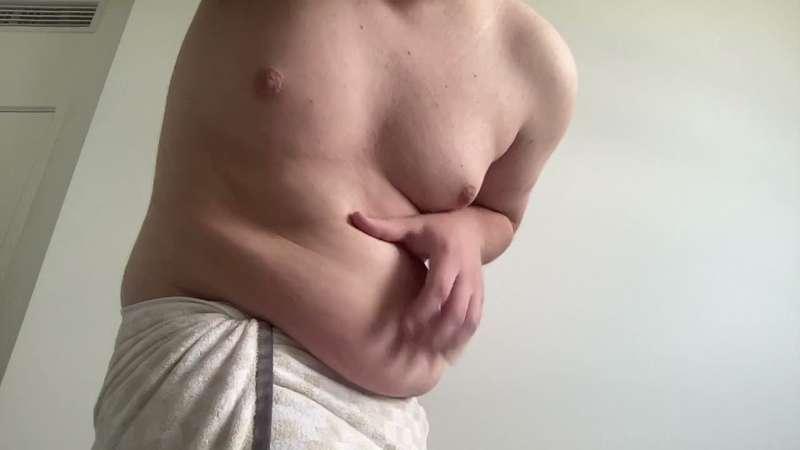 REUPLOAD: Fatty instantly bloats