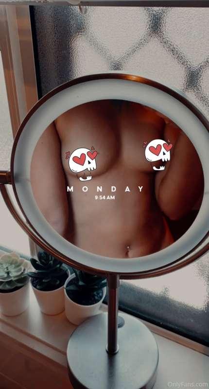 Making your mondays better 🤤