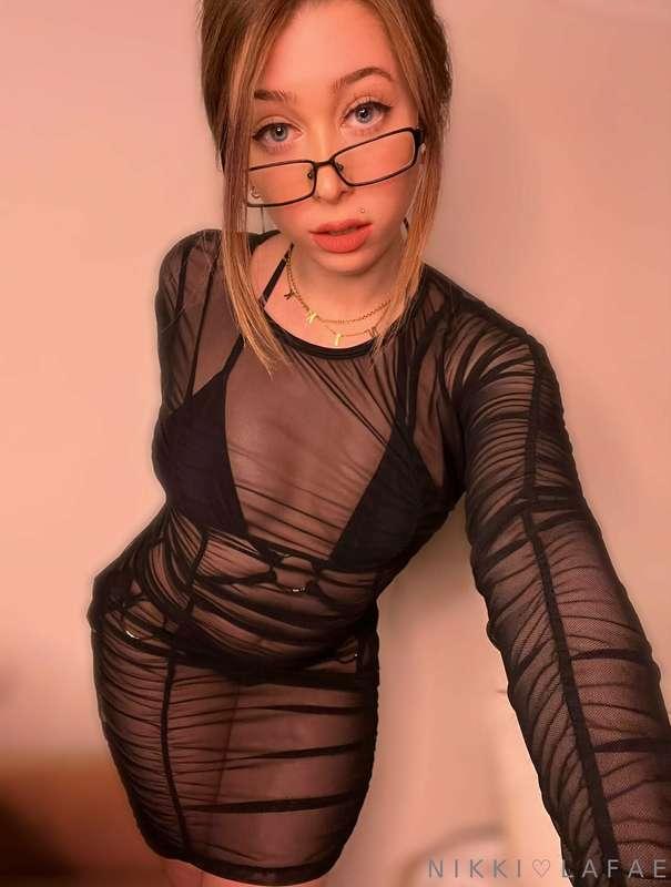 if i was your teacher would you be able to concentrate? 😉 📚 ..