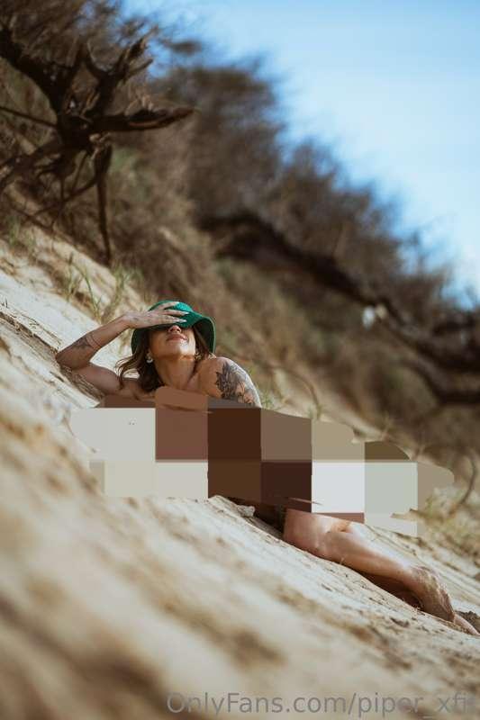 Clothing optional 😈⛱️