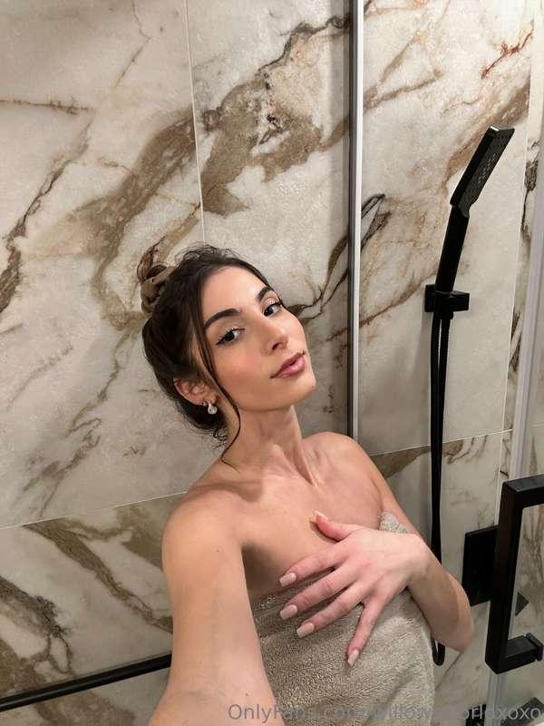 willowsworldxoxo image #0