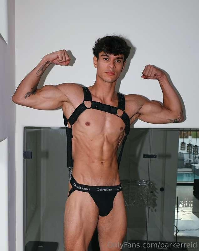 DROPPIN A NEW VIDEO only at @parkerreidVIP 