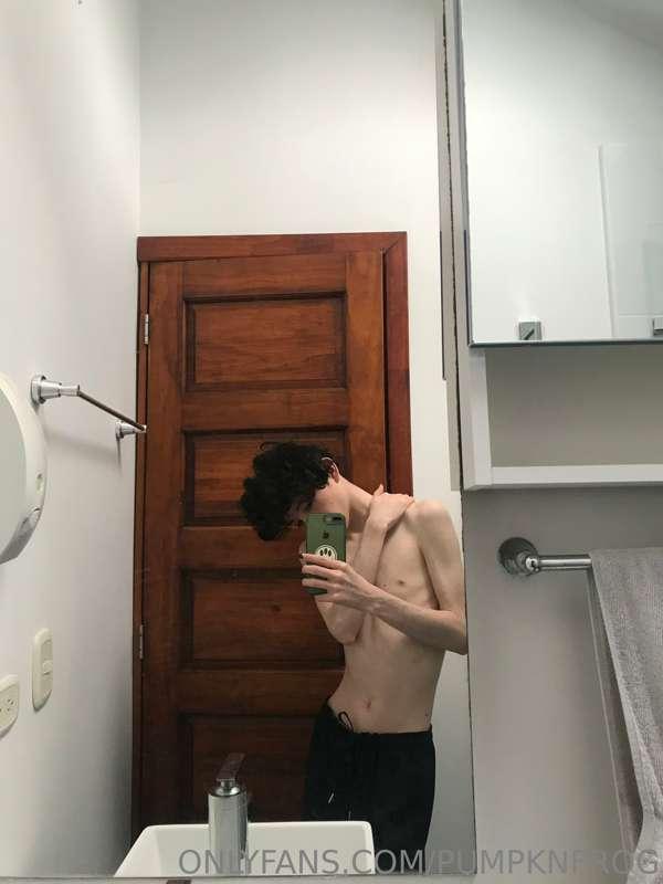 maplefroggy image #1