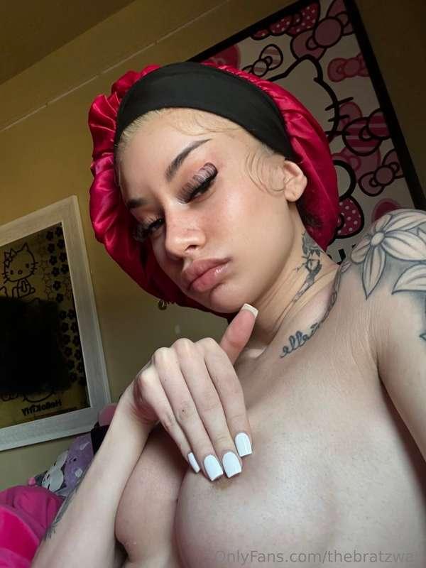 💋