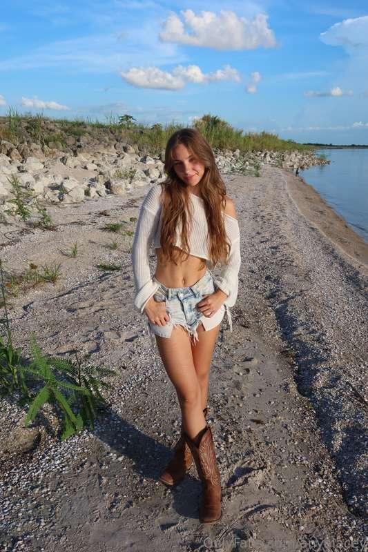 ur fav bad habit 🤍