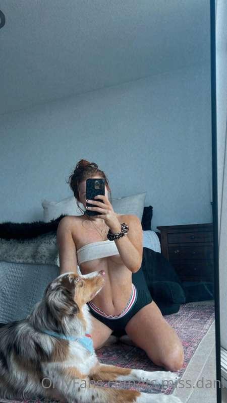 🐶😘