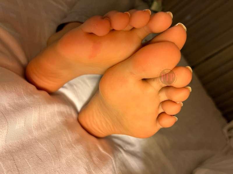 prettyfeetparis image #10