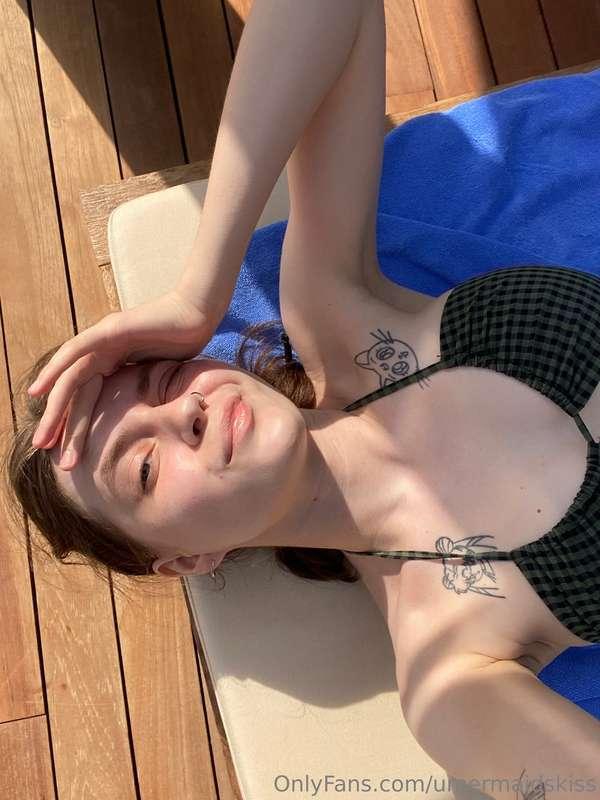 The sun feels good… but could you warm me up better? ☀️
