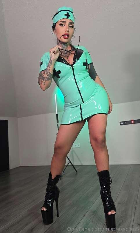 Don't forget to lick my outfit 👅