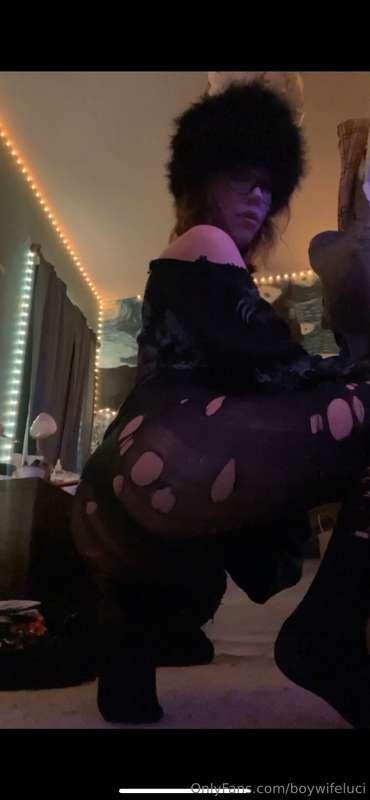 boywifeluci image #6