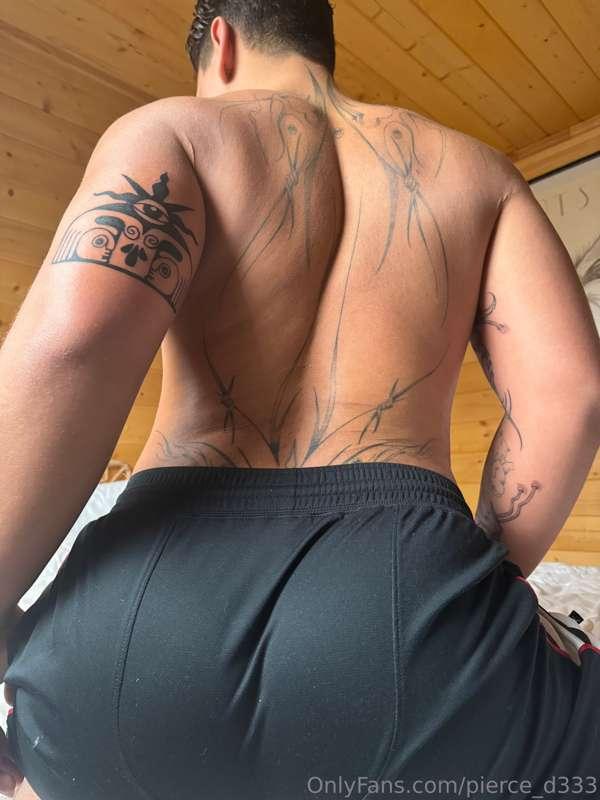 shove my shorts off so you can get to fuckin 