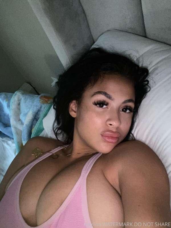 Goodmorning sexy // CHECK THAT MORNING PPV