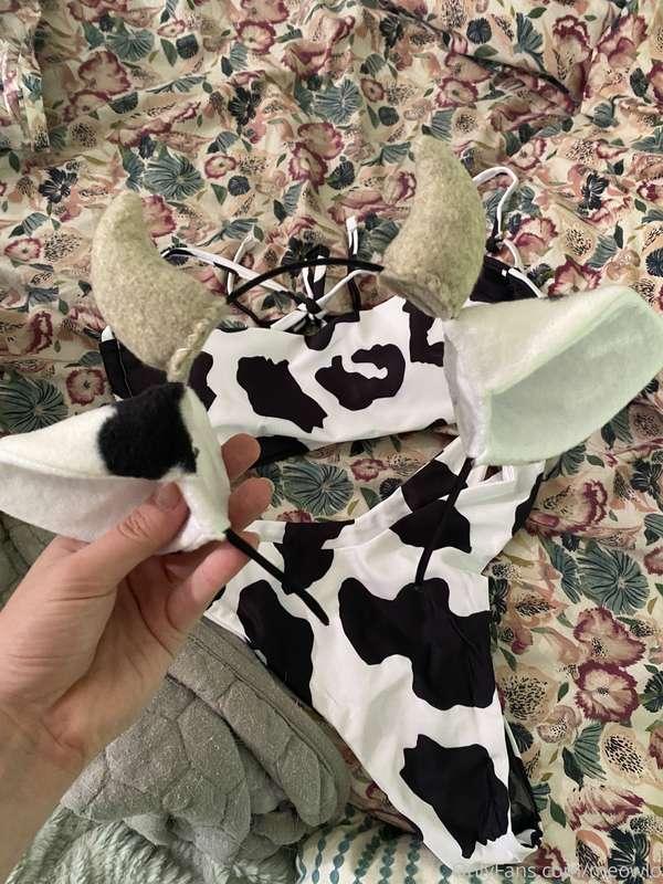 Coming soon! Hope y’all like mommy milkies 💖🐄