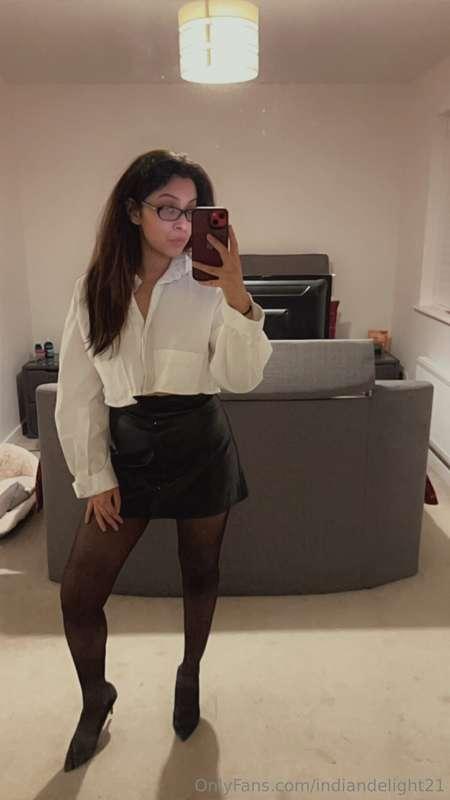 Doing some filming today 🤓. Who likes my secretary look x
