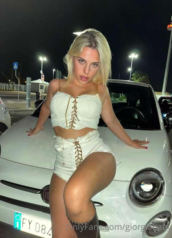 Io ti aspetto così 🚗 🔥 🍼💦