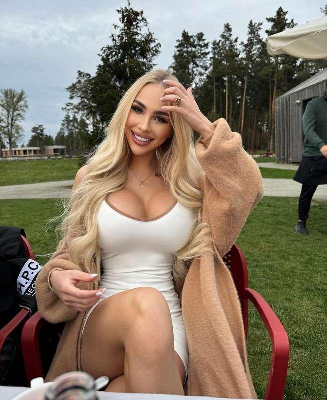 I want to give you a smile every day ❤️😈