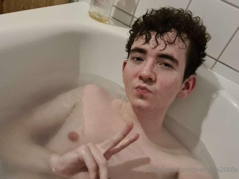prettyboi2000x image #3