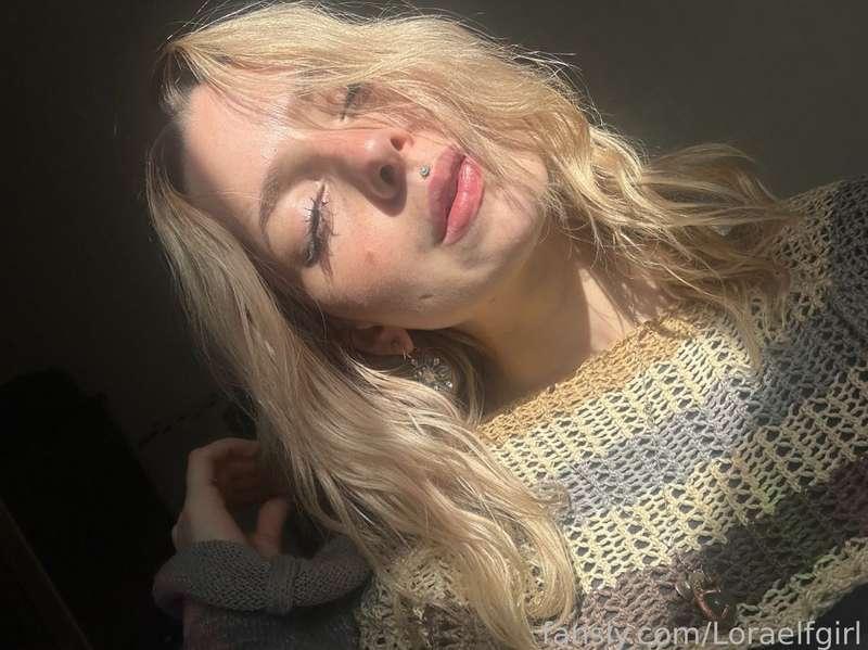 on the lite💖✨



#teen #ahegao #armpits #petite #tattoed #pussy #18 #tights  #blonde