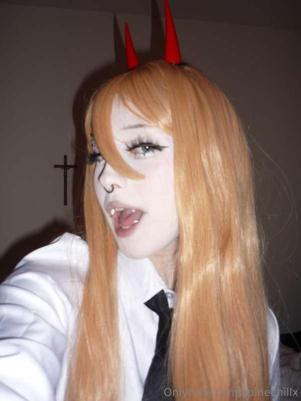 Check your dms for my sexy Power Cosplay 🥵🌶️💦