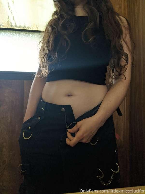 littlexmissxlucifer image #0