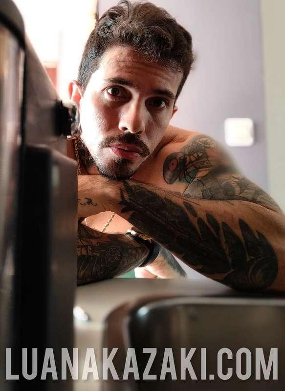 Na minha vida eu sempre fui um homem de poucas amizades. Tin..
