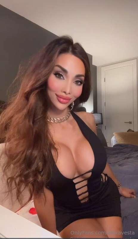 Would you play with me?😍💕
