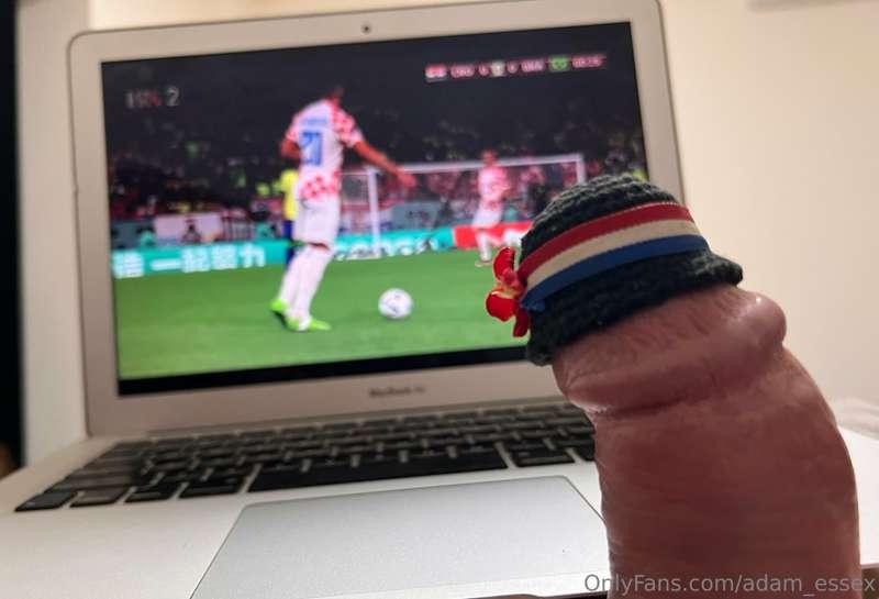 Ajmo Hrvatska! Šokac navijač!
Go Croatia! Traditional cheeri..