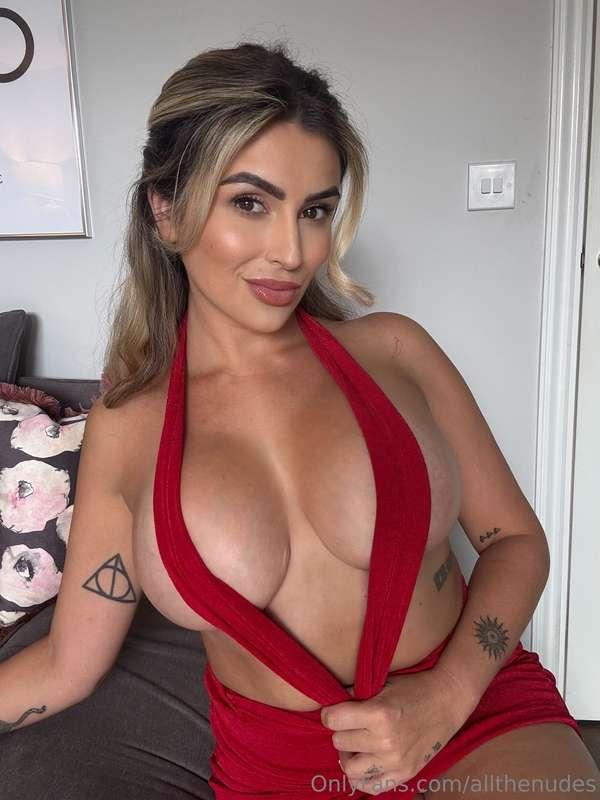 I’d ride you in this. Slowly. Then rip it off 💃🏼🛏️