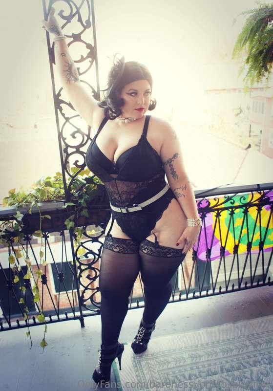 Happy Valentine's Day!!! What should we call this look?! Thi..