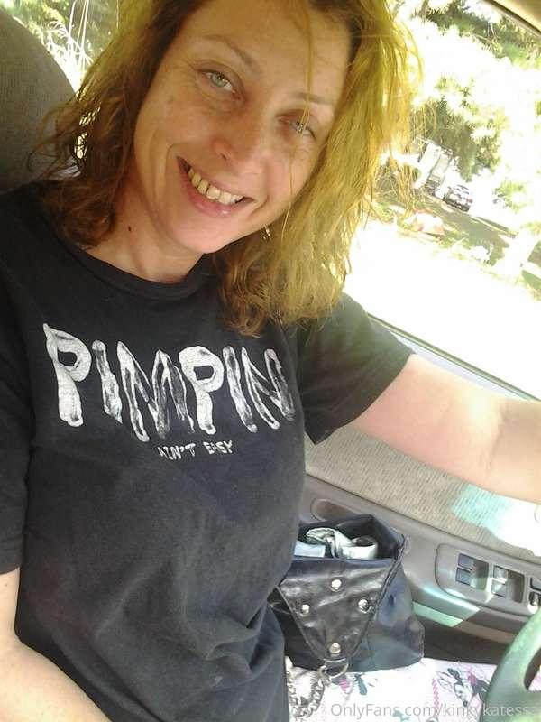 Me no makeup in my pimpin shirt!!