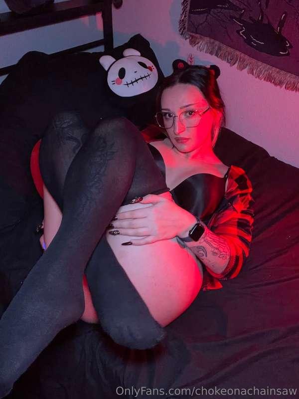 Your daily dose of me… Don’t miss it 😏