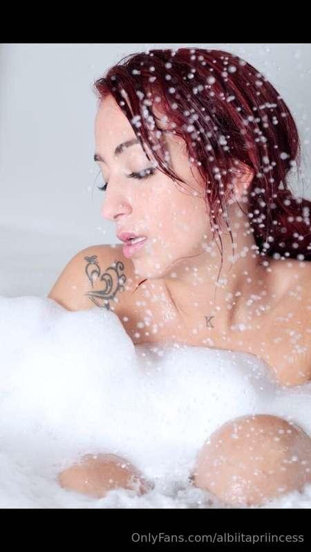 Quien me frota??? 💦💦💦