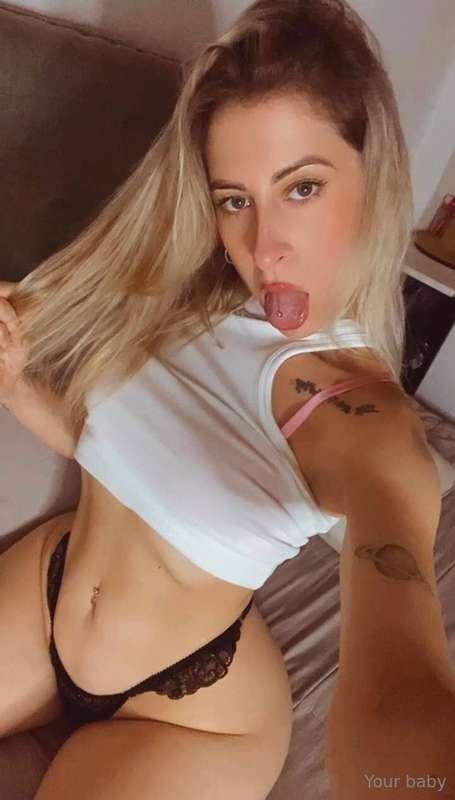 💄@barbilovee @barbilovee 🍓Here's your little babe,🍭willing t..