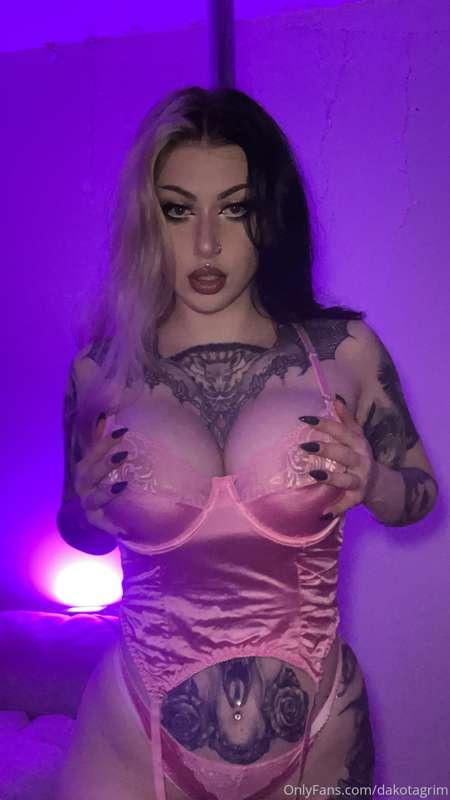 ok so this may be the BEST set I've ever made...🎀
features a..