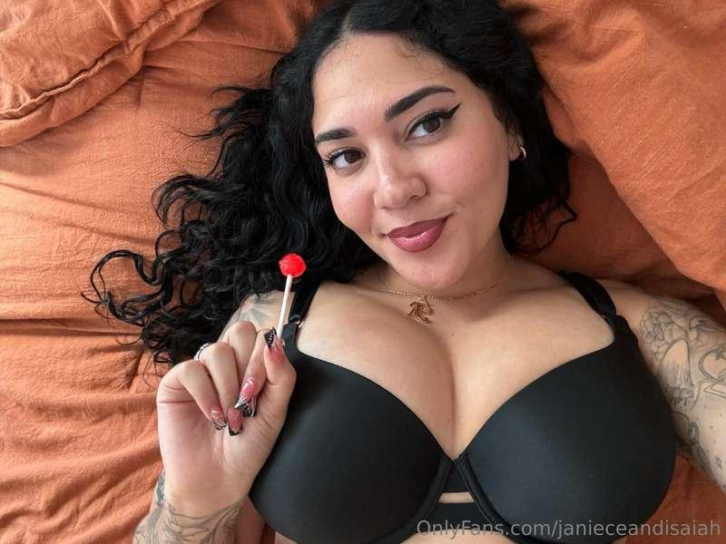 the coziest corner of the world 🧸🏠