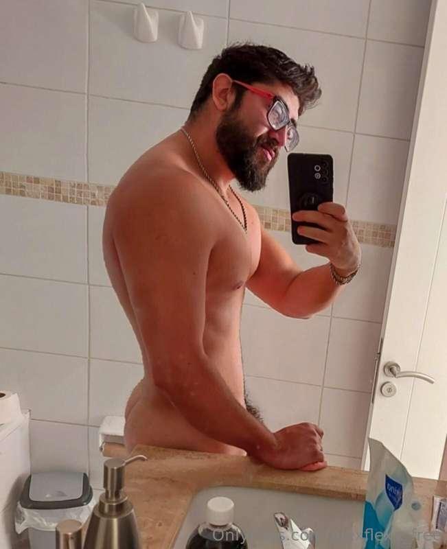 alexflexx_free image #2