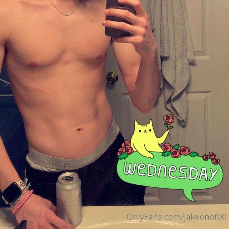 Happy Wednesday... who wants to see me in just these gray CK..