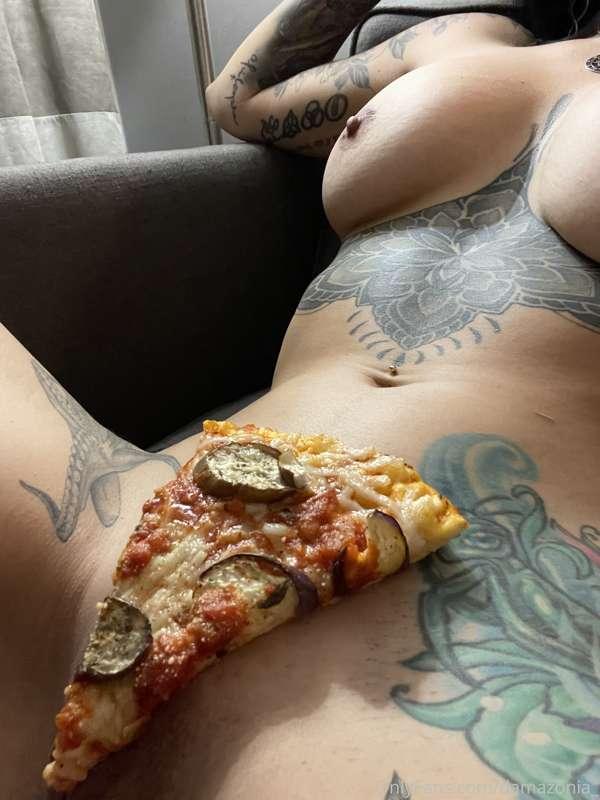 I’m horny for pizza