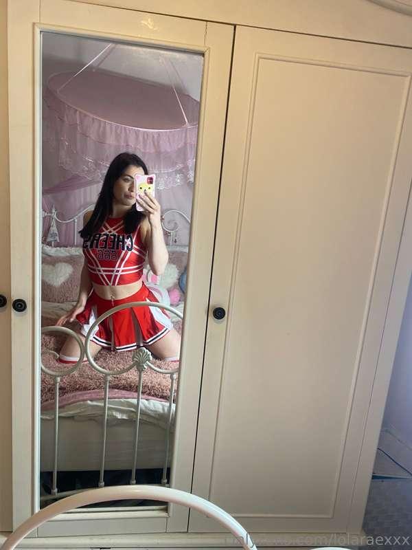 Cheerleader 😛😛
