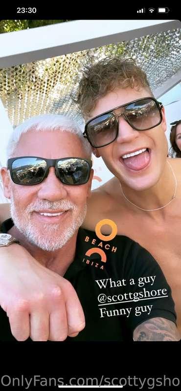In Ibiza for the next few days if anyone else is here.

Met ..